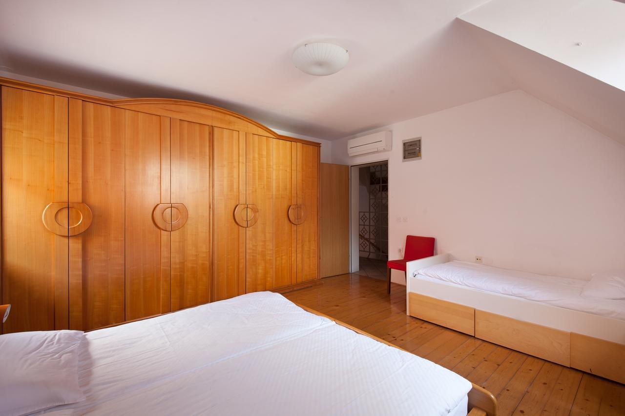 Spacious 2-Bedroom Apartment Zabjak With Ac Tour As ليوبليانا المظهر الخارجي الصورة