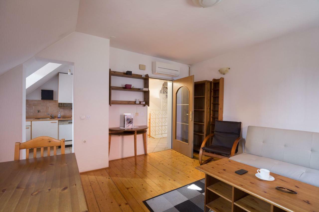 Spacious 2-Bedroom Apartment Zabjak With Ac Tour As ليوبليانا المظهر الخارجي الصورة